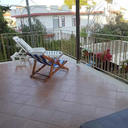 White Cliff Realmonte